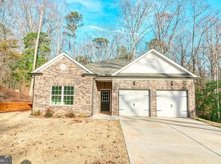 340 Willow Shoals Dr, Covington, GA 30016