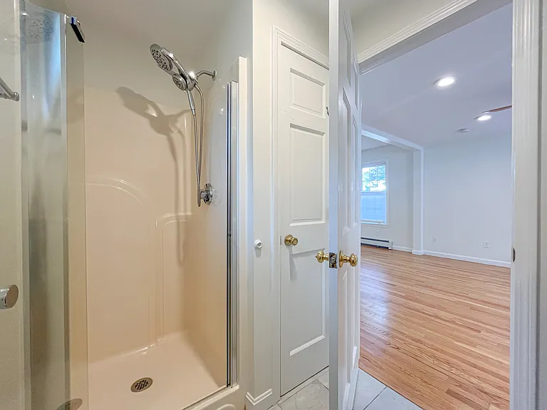 22 Crescent Ave — Photo 40