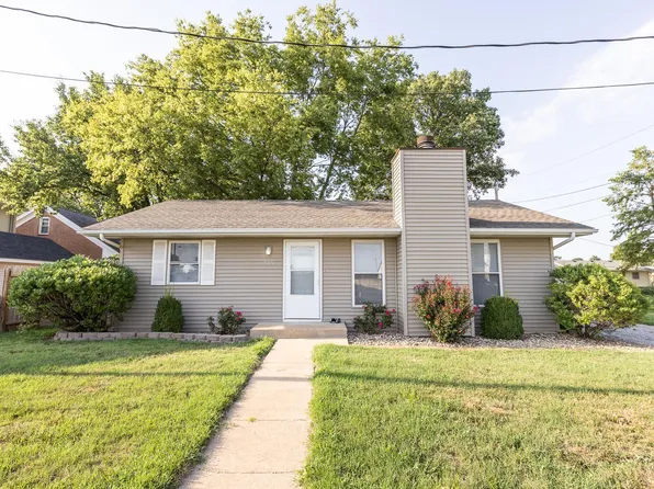 535 S Market St, Mascoutah, IL 62258