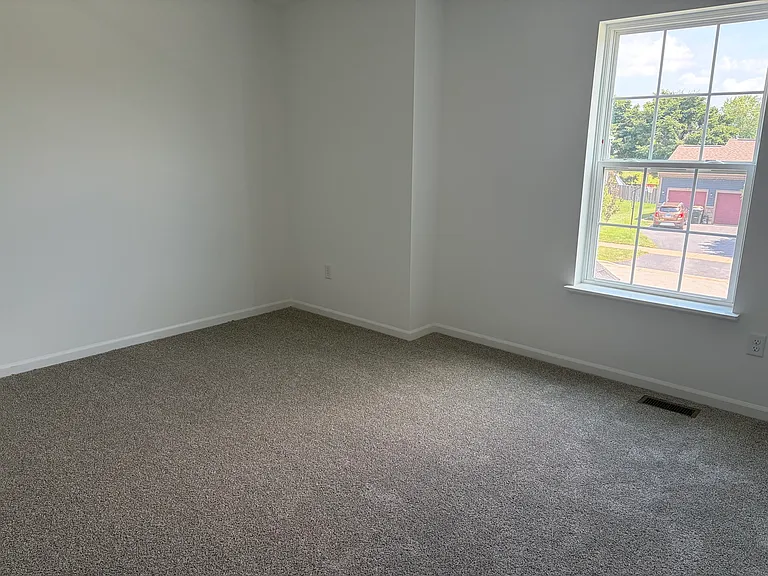 311 Twinleaf Trl — Photo 10