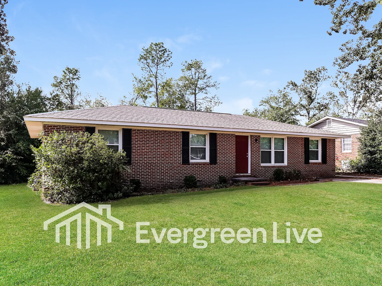 3 bed, 2.0 bath, 1458 sqft, $1,245 — Photo 1