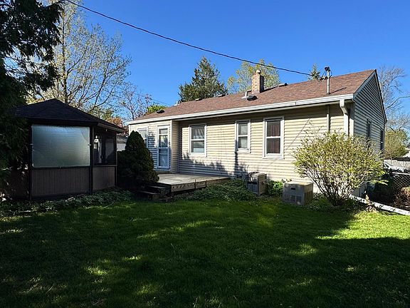 5th image of 782 Howard St N