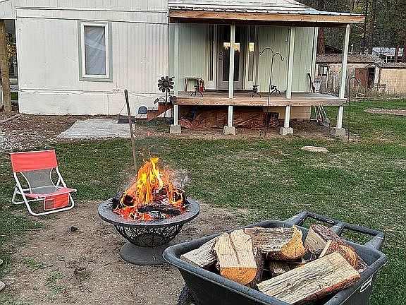 3rd image of 3250 Circle Dr