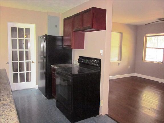 5th image of 4938 Cassatt Ave