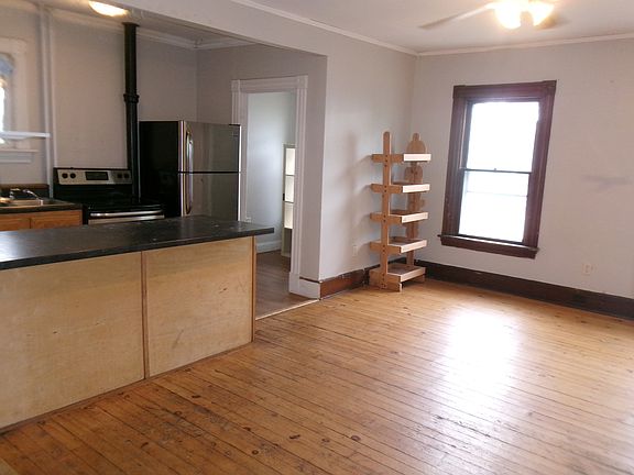 2nd image of 88 Buell St APT 2