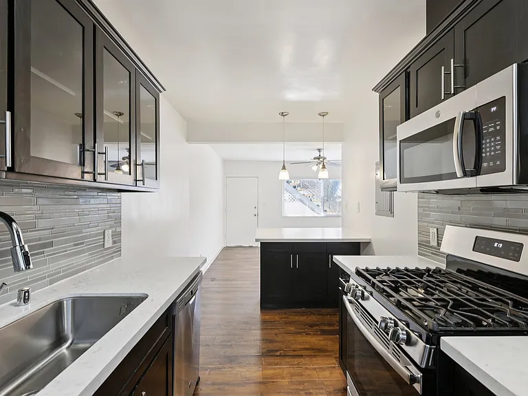 435 W. Regent St — Photo 18