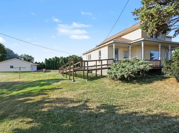 491 W Center Rd, Essexville, MI 48732