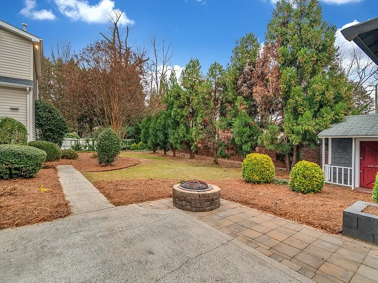1210 Mendenhall Ct — Photo 36