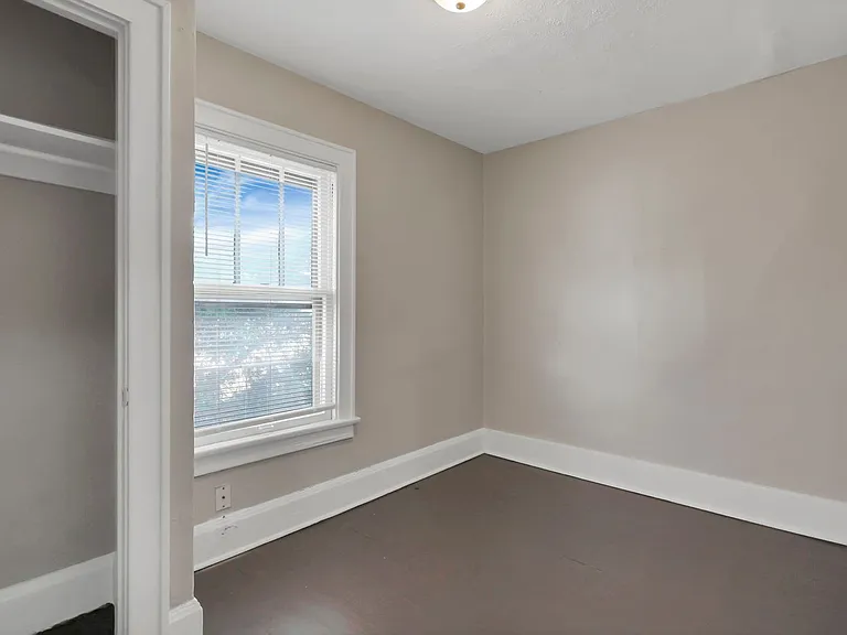 2709-2711 Sullivant Ave — Photo 26