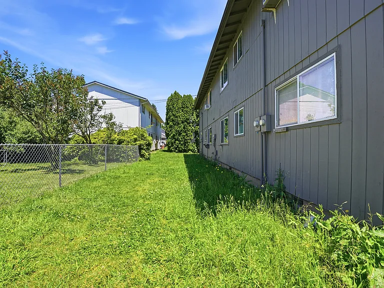 1715 SE 9th Ave #1715 — Photo 34