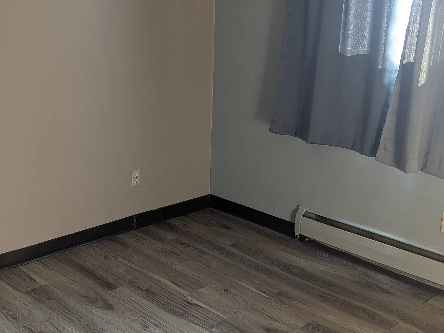 S Pope Property — Photo 3