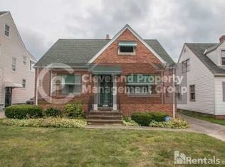 15912 Throckley Ave, Cleveland, OH 44128