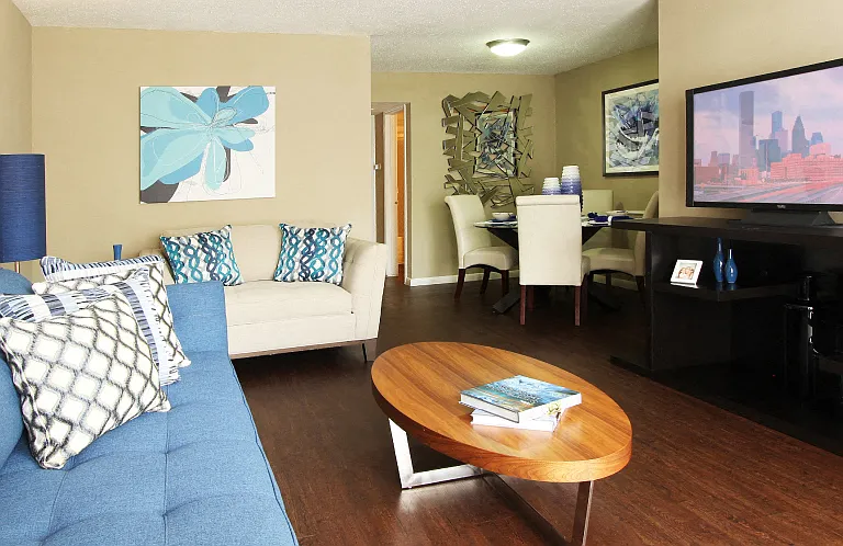 Briarwood Apartments — Photo 11