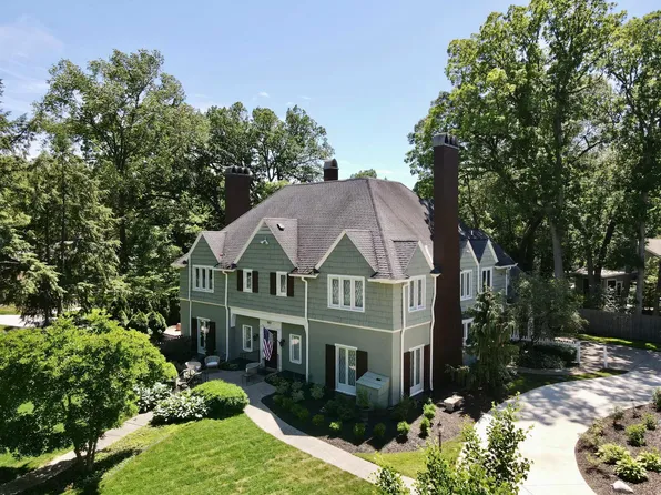 801 Plymouth Ave SE, Grand Rapids, MI 49506