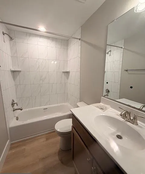 8836 Greenwood Ave — Photo 26
