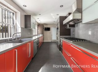 1523 Benedict Canyon Dr, Beverly Hills, CA 90210