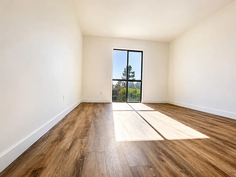 7855 Cowles Mountain Ct #24 — Photo 7