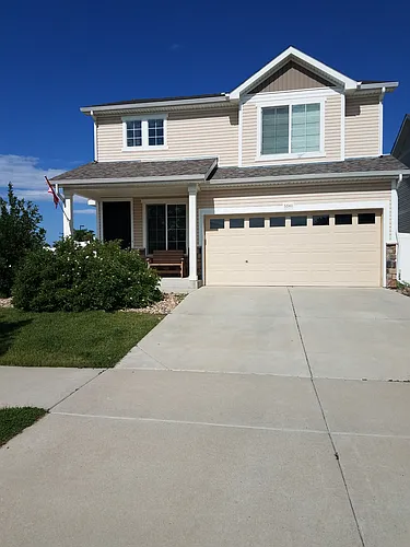 5561 Killarney St Photo 1
