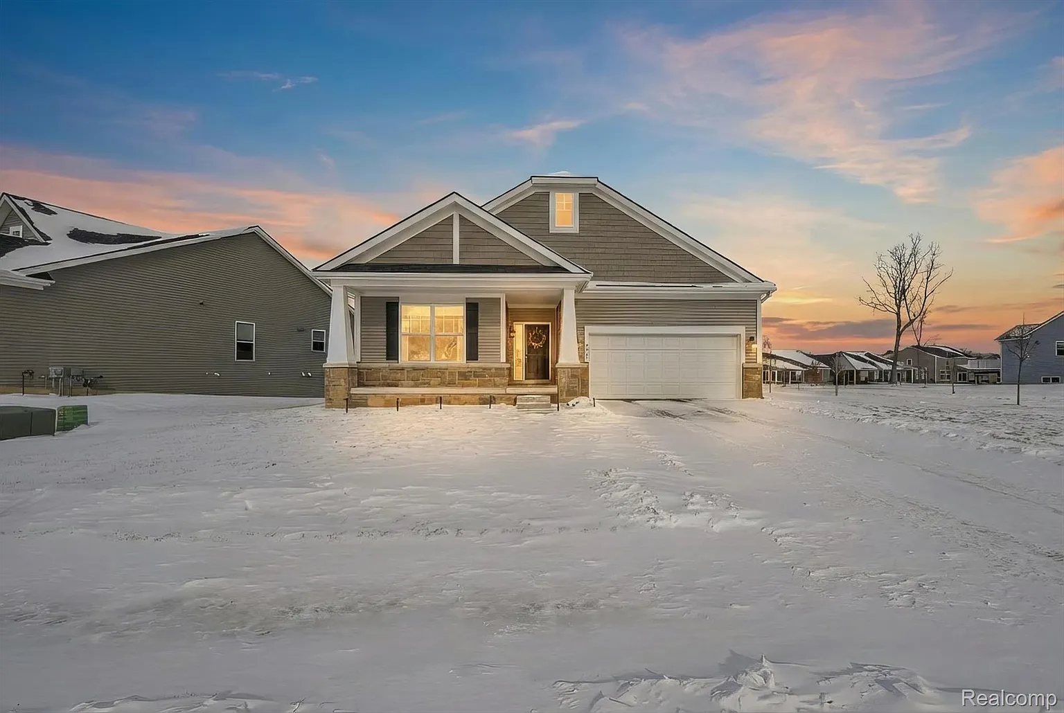 8185 Carston Ln photo 1