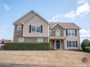 810 Myles Cir, Jefferson, GA 30549