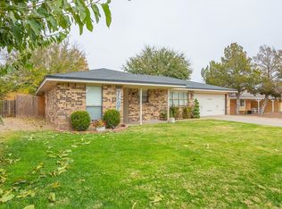 511 Twin Diamond Rd, Roswell, NM 88201