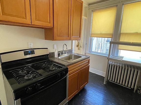 5th image of 37-14 28th St #3FAM