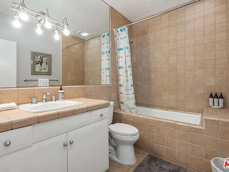 11834 Pacific Coast Hwy — Photo 29
