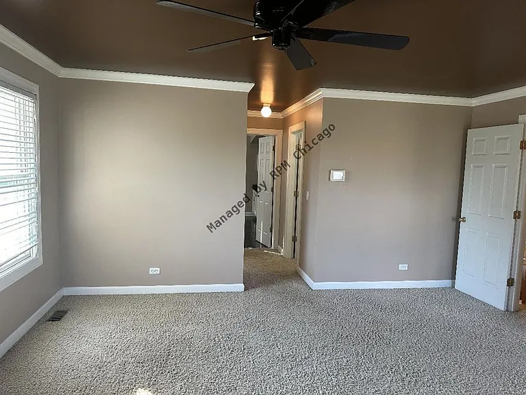 5490 Fox Path Ln — Photo 16