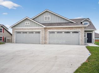 2517 Arlene Pl, Lawrence, KS 66046