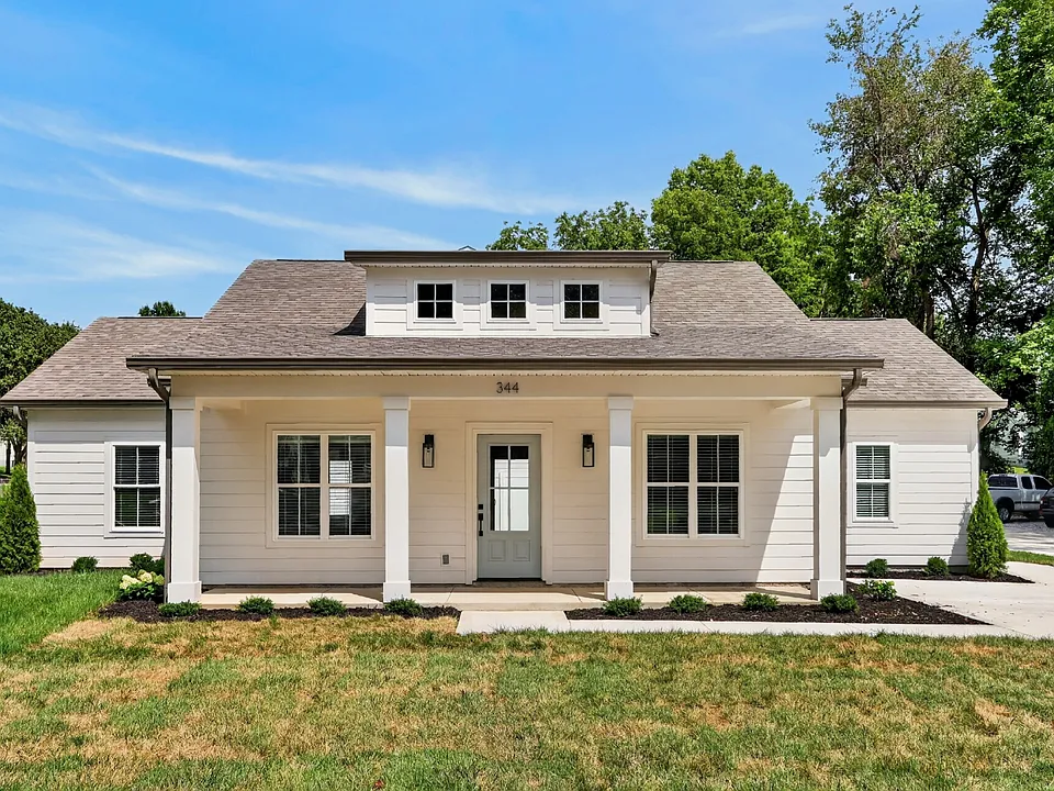 344 S Walnut Ave