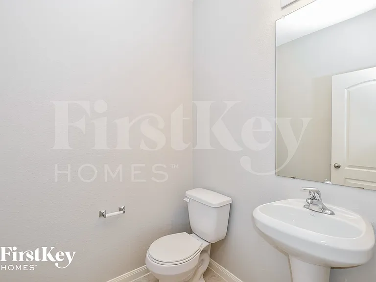 9005 Woodfern Dr — Photo 14