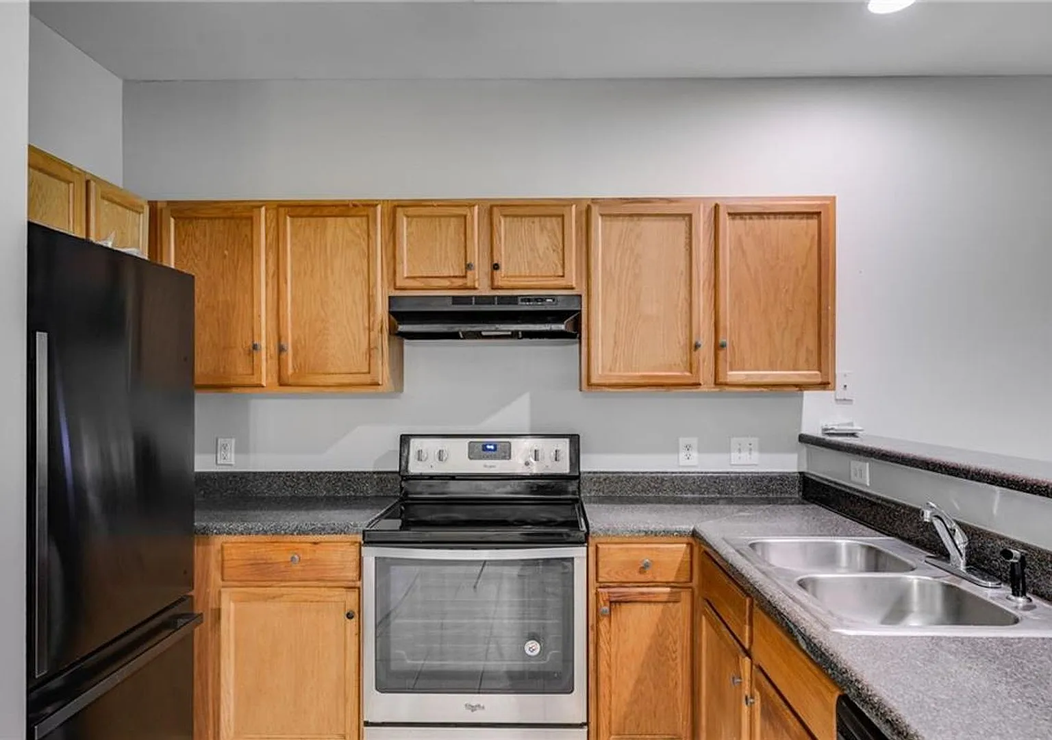 3-Bedroom, 2-Bath Main-Level Condo in Convenient Douglasville Location — Photo 3