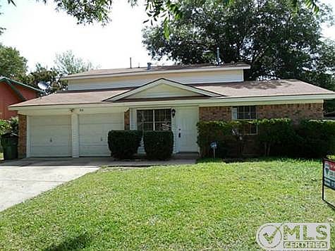 1st image of 910 Peace Rose Ave
