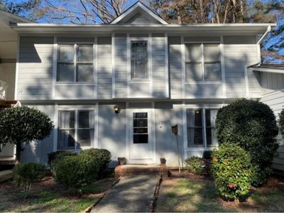 121 Westview Dr APT 13, Carrboro, NC, 27510