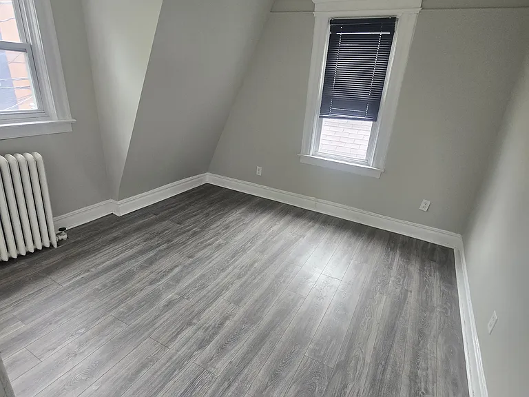 29 Grove Ter #G1 — Photo 2