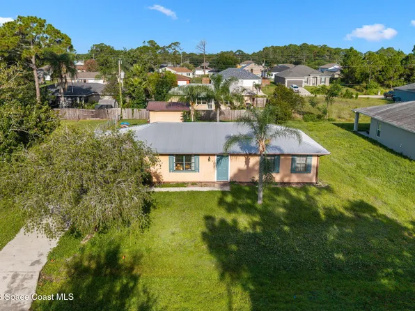 854 Carnation Ave SE, Palm Bay, FL 32909