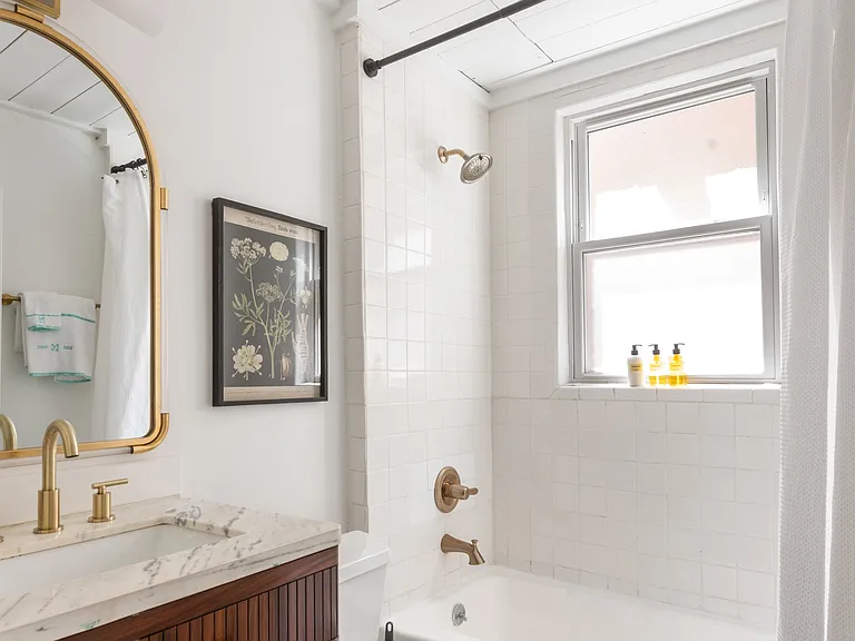 487 Moreland Ave NE #1 — Photo 24