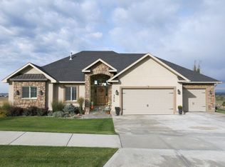 3878 S Founders Pointe Dr, Ammon, ID 83406