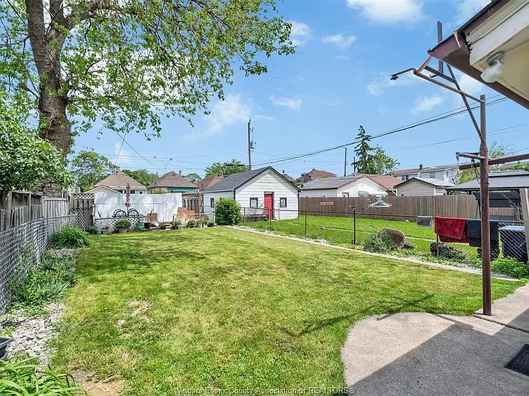 1166 Pierre Ave #UPPER — Photo 18