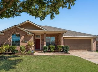 100 Hazelnut Trl, Forney, TX 75126