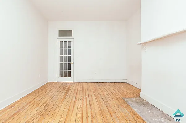 Rented by EXR | media 79