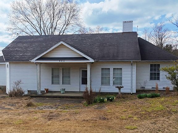 3rd image of 680 Corum Hill Rd