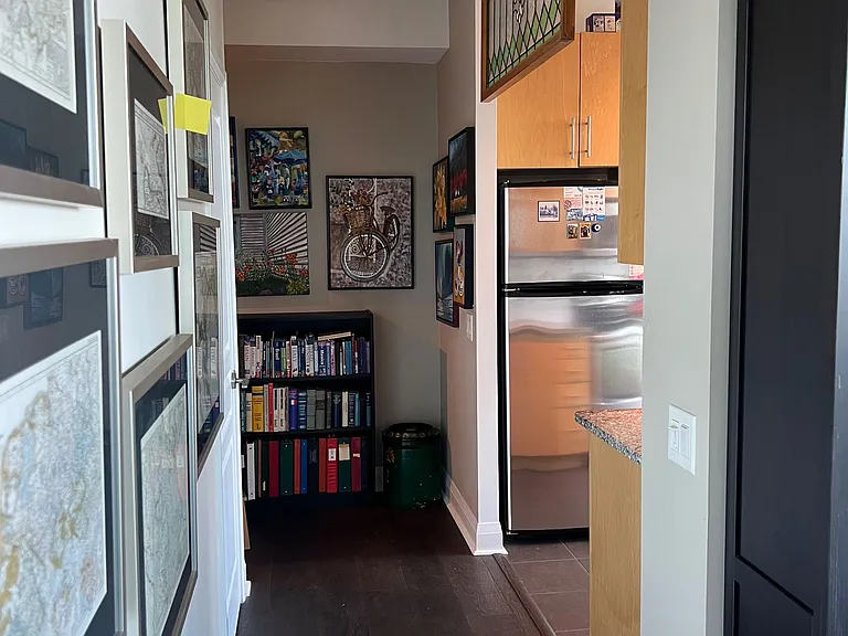1 Hurontario St #1108 — Photo 14