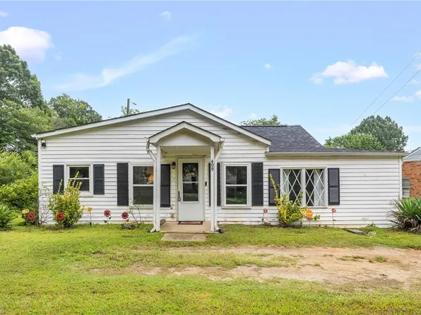 409 Hickory Chapel Rd, High Point, NC 27260