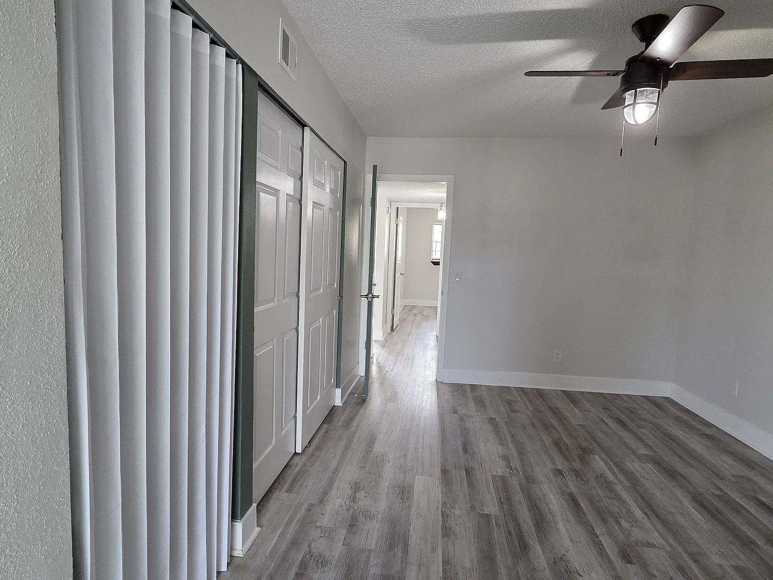 2 bed, 1100 sqft, $1,775 — Photo 4