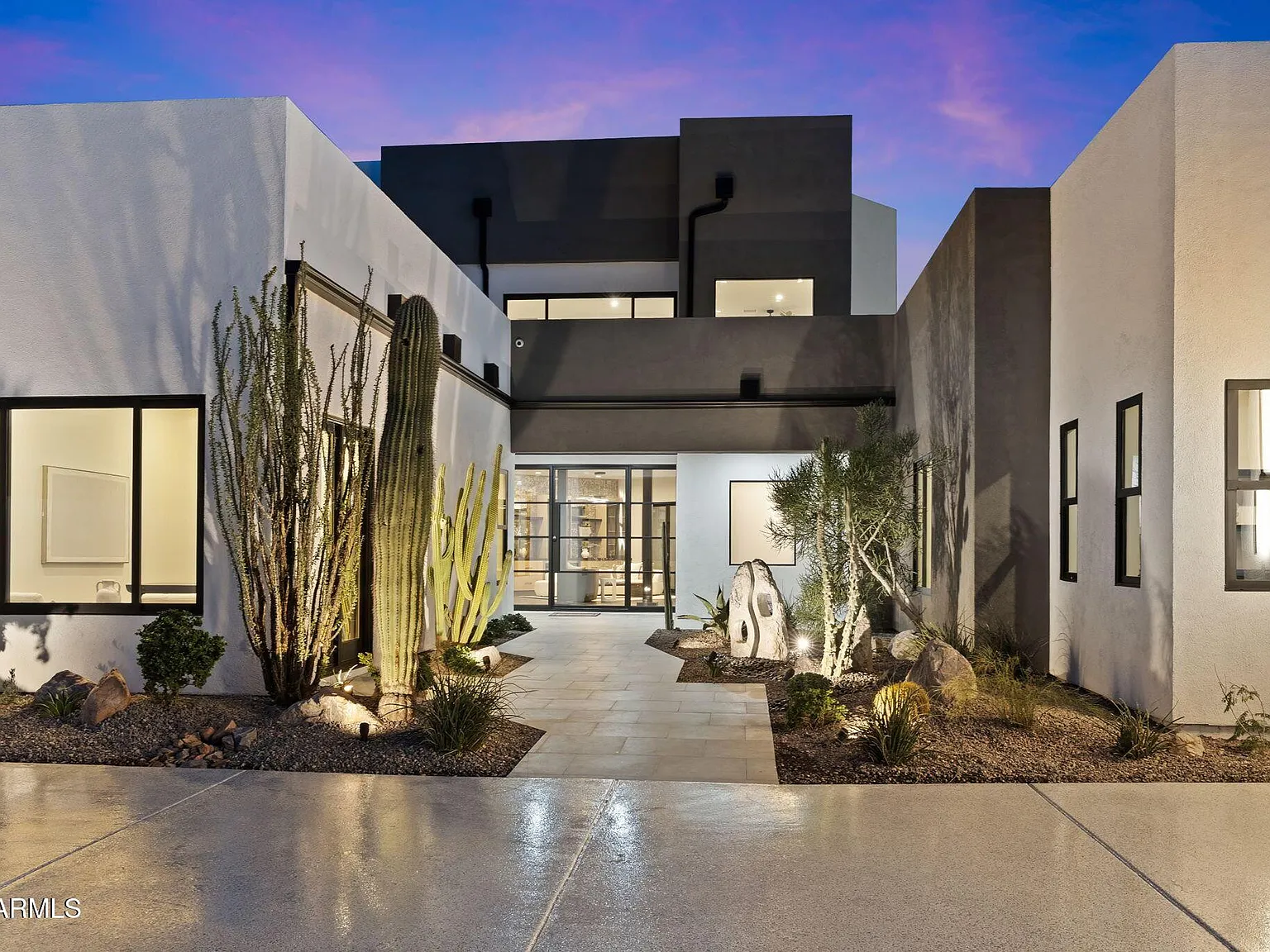 5 bed, 7.0 bath, 6012 sqft, $35,000 — Photo 3