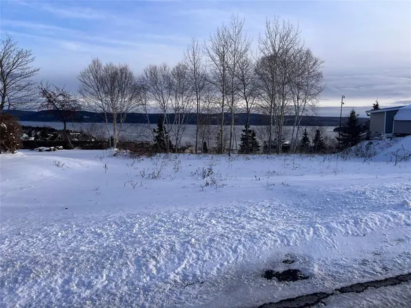 36 Maple Street, Springdale, NL A0J1T0