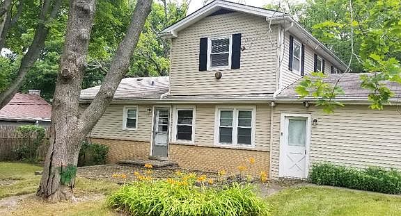 3rd image of 426 Rockland Ave