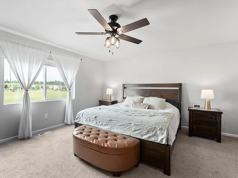 3273 Hanna Dr NE — Photo 21