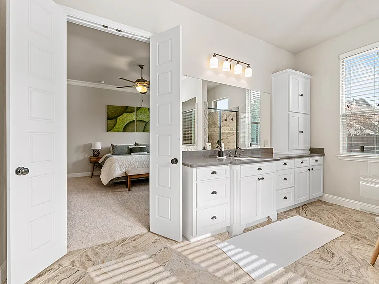 4611 Acacia Pkwy — Photo 3